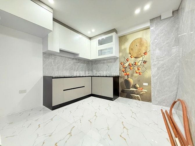 Bán nhà Ngõ 4m phố Hoàng Quý về ở ngay