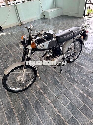 Honda 67 Đen, Bạc