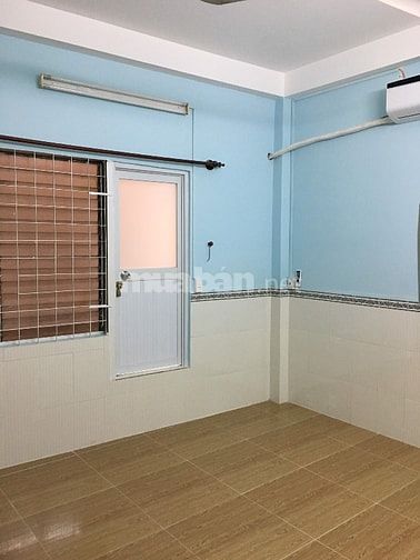 Phòng trọ 20m2 ngay Vạn Hạnh Mall Q.10, KDC an ninh, giờ giấc tự do.