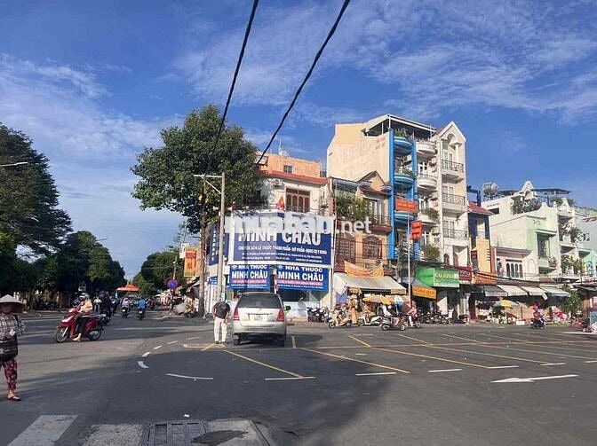 BÁN MẶT TIỀN KINH DOANH CHỢ DT 120m NGANG 5 TẠI DĨ AN BÌNH DƯƠNG