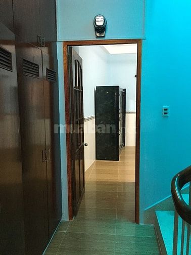 Phòng trọ 20m2 ngay Vạn Hạnh Mall Q.10, KDC an ninh, giờ giấc tự do.
