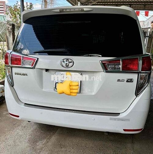 Toyota Innova 2.0G Trắng 7 chỗ