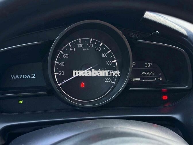 Mazda 2 AT 2022 - 25.000km