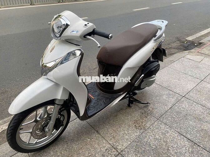 Honda SH mode 2018 Trắng Đã sử dụng