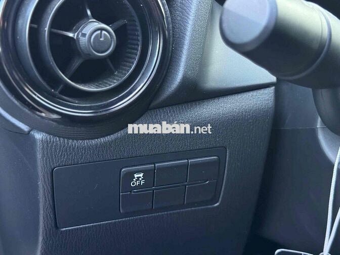Mazda 2 AT 2022 - 25.000km
