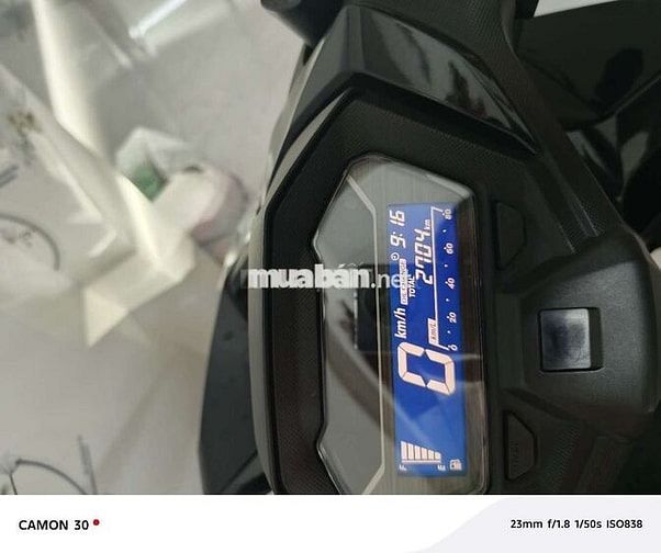 Honda Vario 160 Đen 2704 km