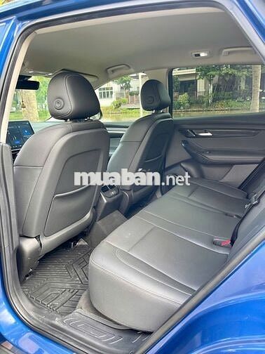 Xe ô tô điện Vinfast VF8 Eco 2023 Xanh