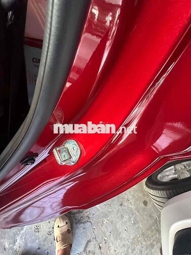 Hyundai Stargazer Đỏ 7 chỗ