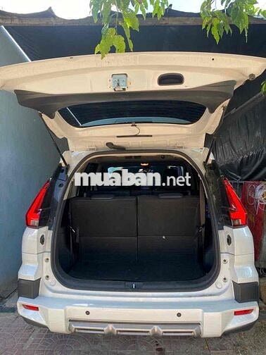 Mitsubishi Xpander Cross Trắng