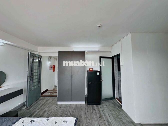 Cho Thuê Căn Hộ Mini Giá Rẻ Có Ban Công Ngay Cầu Công Lý Giáp Quận 1
