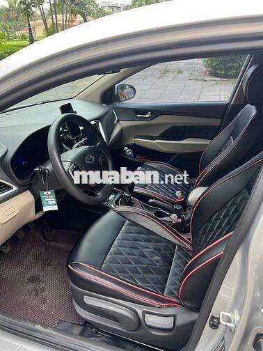 Hyundai Accent Bạc 2021