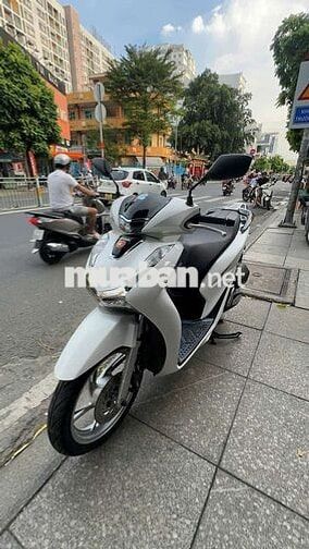 Honda SH 125 2025 Trắng Đã sử dụng