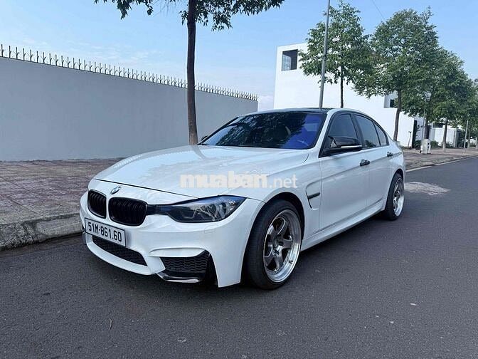 BMW 320i Trắng Tự động