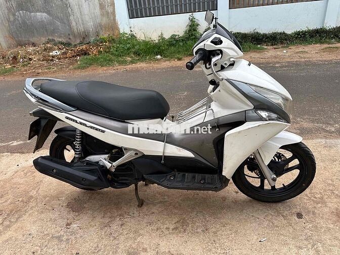 Honda Air Blade 2012 Trắng Êm ngon