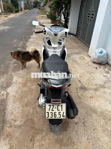 Honda Air Blade 2012 Trắng Êm ngon