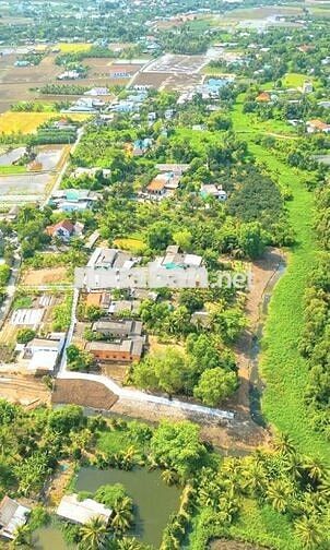 chỉ 520tr sở hữu 500m² đất vườn view kênh