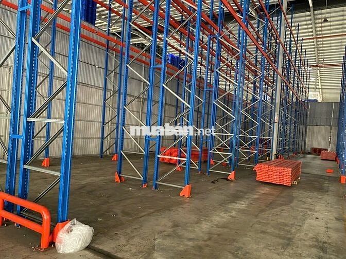 TUYỂN 4 LĐPT LÀM VIỆC  TẠI KCN ĐÌNH VŨ - HẢI PHÒNG