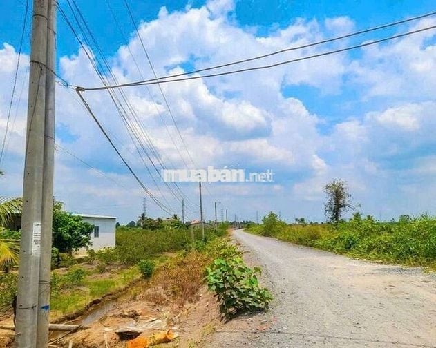 quá đẹp, chỉ 590tr sở hữu 500m2 đất vườn chuyển thổ view kênh