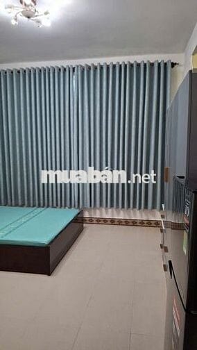 Phòng cho thuê đầy đủ tiện nghi tại trung tâm Q.3, có lối đi riêng