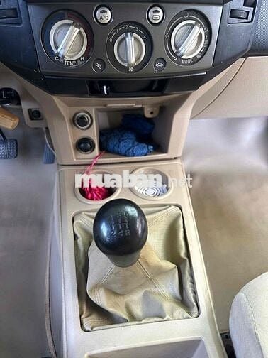 Ford Everest 2010 2.5L 4x2 MT - 100000 km