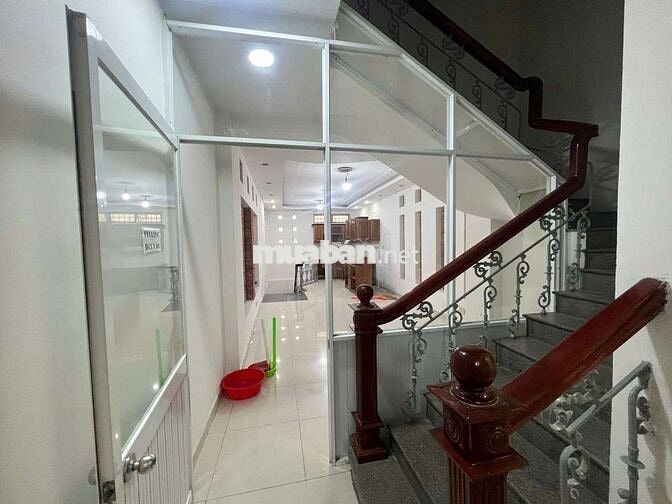 NHÀ MẶT TIỀN KINH DOANH - PHÙ HỢP MỞ TRUNG TÂM DẠY HỌC