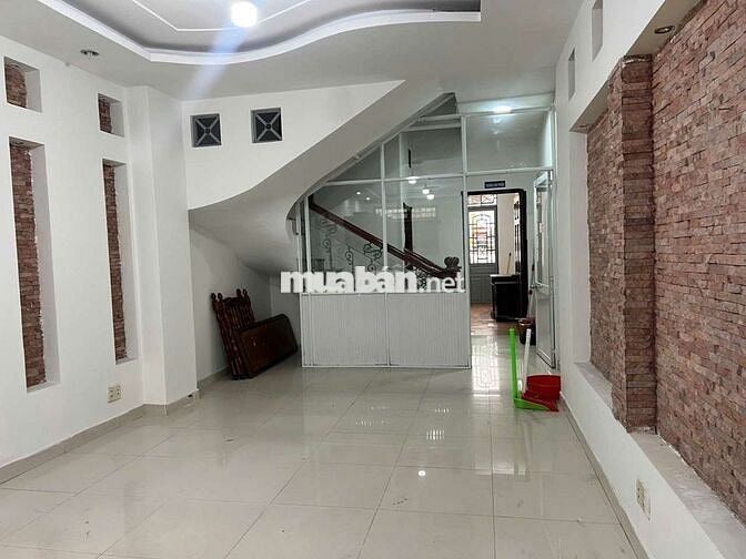 NHÀ MẶT TIỀN KINH DOANH - PHÙ HỢP MỞ TRUNG TÂM DẠY HỌC