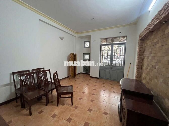 NHÀ MẶT TIỀN KINH DOANH - PHÙ HỢP MỞ TRUNG TÂM DẠY HỌC