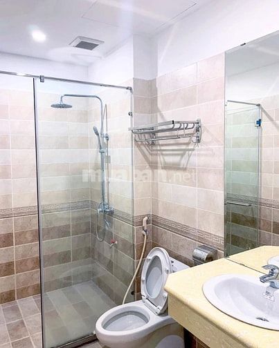 [Mặt bằng kinh doanh- Văn phòng mặt phố Vũ Tông Phan]