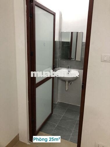 Phòng trọ 25m2 ngõ 11941 Chùa Láng