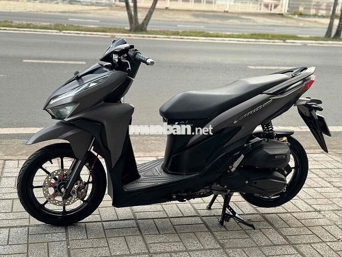 Honda Vario 150 Vàng cát máy nguyên zin