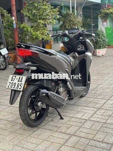 Honda Vario 150 Vàng cát máy nguyên zin