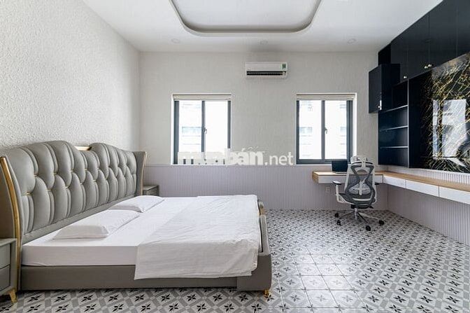 Cho thuê CC đẹp xuất sắc tại 74, Lý Tự Trọng, P. Bến Thành, 100m2