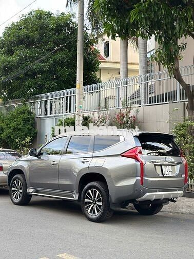 Pajero Sport máy xăng 2 cầu, bản Full, Odo 61k Km