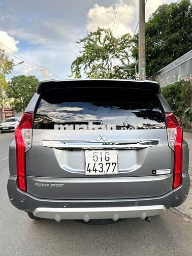 Pajero Sport máy xăng 2 cầu, bản Full, Odo 61k Km