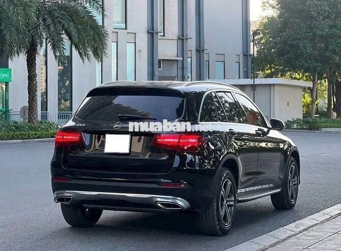 Mercedes-Benz GLC 250 2016 Đen