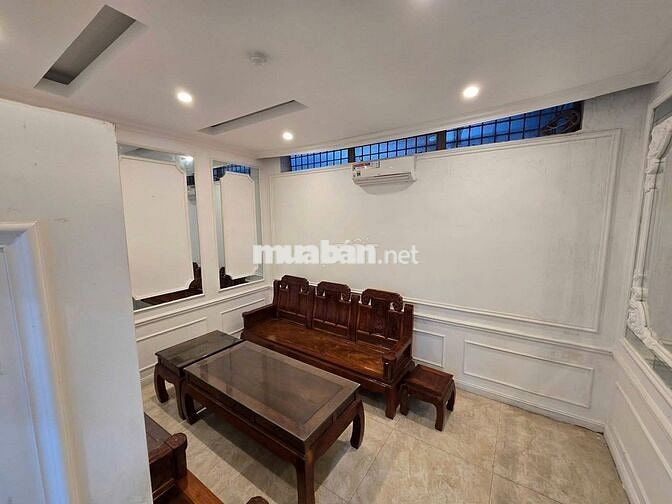  Cho thuê nhà 5 tầng mặt tiền : Hàm Nghi - gần Nguyễn Văn Linh 