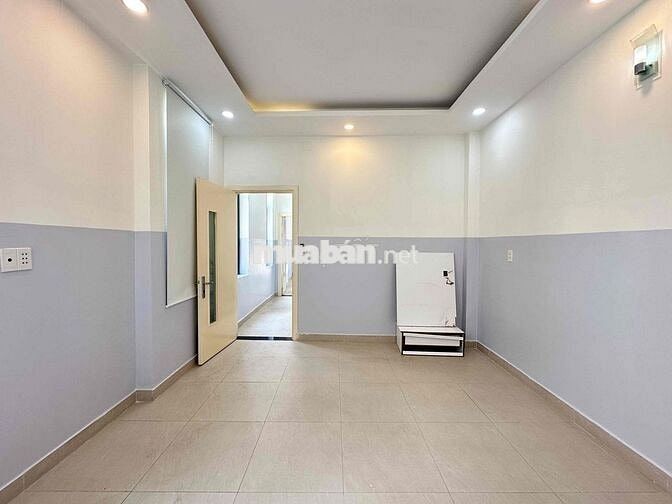 Hồ Biểu Chánh , Quận Phú Nhuận