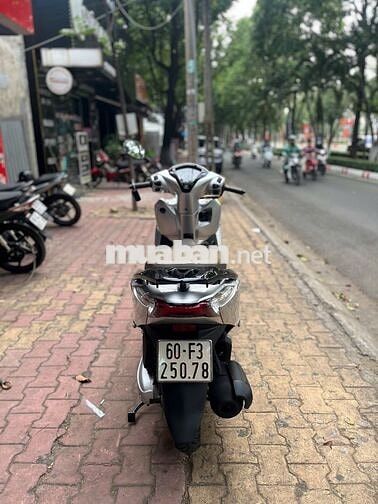 Honda Lead 2019 Bạc Smartkey