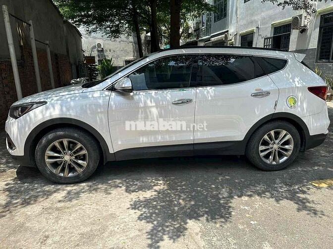 Hyundai Santa Fe 2018 Trắng