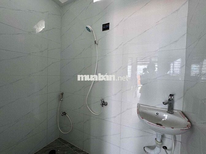 Trống lại studio ban công tách bếp trung tâm Q7 Lotte TDTU RMIT PMH SC