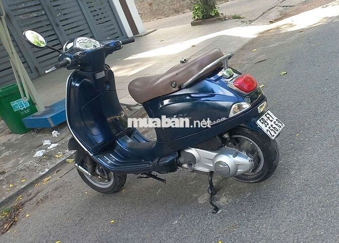 Vespa fi 125cc 2012 máy zin chưa rớt đầu.êm ru