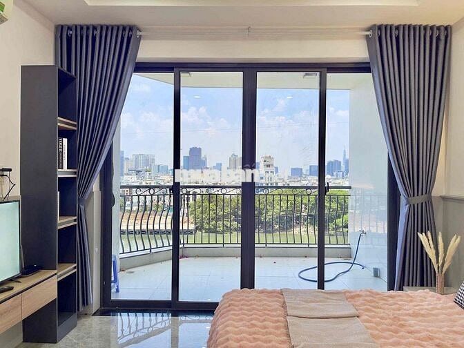Cho Thuê Căn Hộ 1PN Ban Công Lớn Diện Tích Gần 40m2 Trung Tâm Quận 7