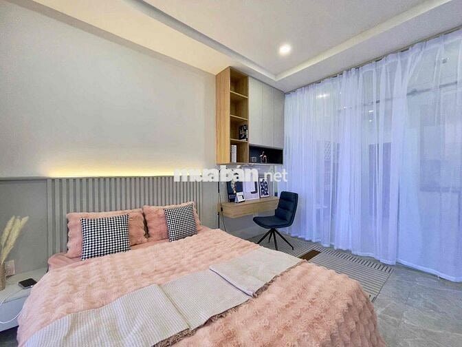 Cho Thuê Căn Hộ 1PN Ban Công Lớn Diện Tích Gần 40m2 Trung Tâm Quận 7