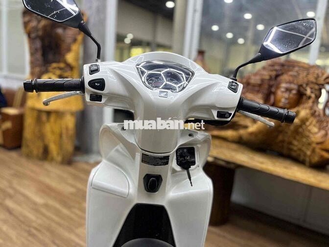 Honda Vision 2022 chính chủ biển sg máy zin