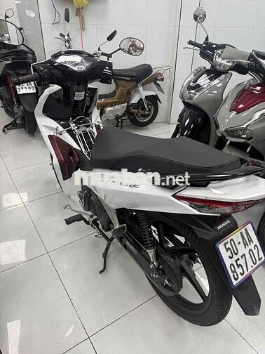 Honda Future Trắng Mới 99%