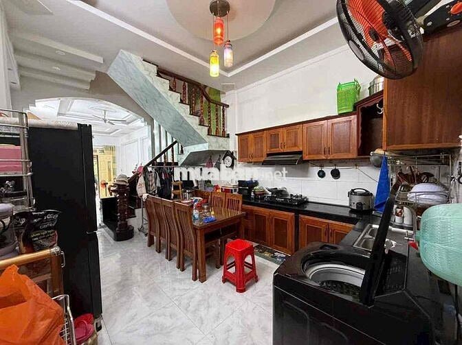 NHÀ PHỐ 1 LẦU DT 64M BÌNH HÒA GẦN NGUYỄN DU
