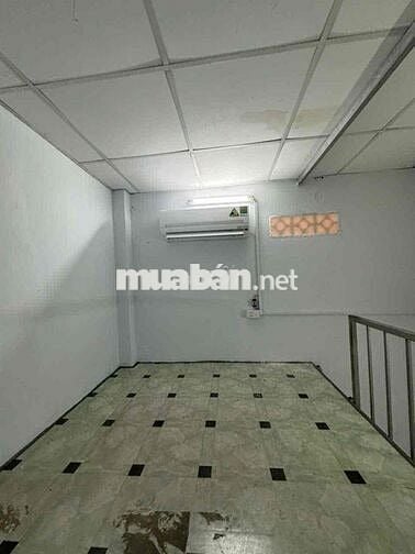 Phòng trọ WC riêng, máy lạnh, có gác, giờ tự do