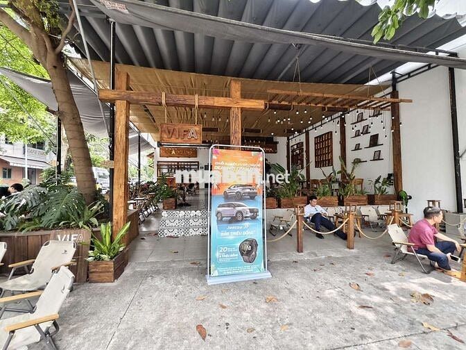 Tuyển dụng nhân viên quán cà phê