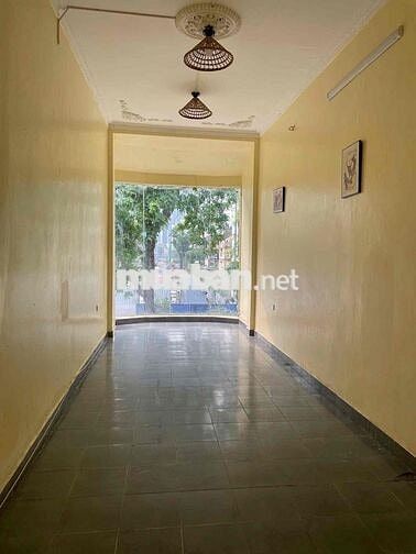 Chính chủ cho thuê nhà mặt phố Giảng Võ, Ba Đình, HN, kd gì cũng được