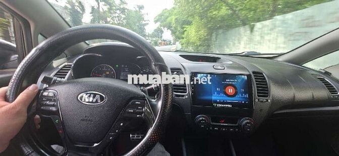 Kia Cerato 2017 C-segment Đen